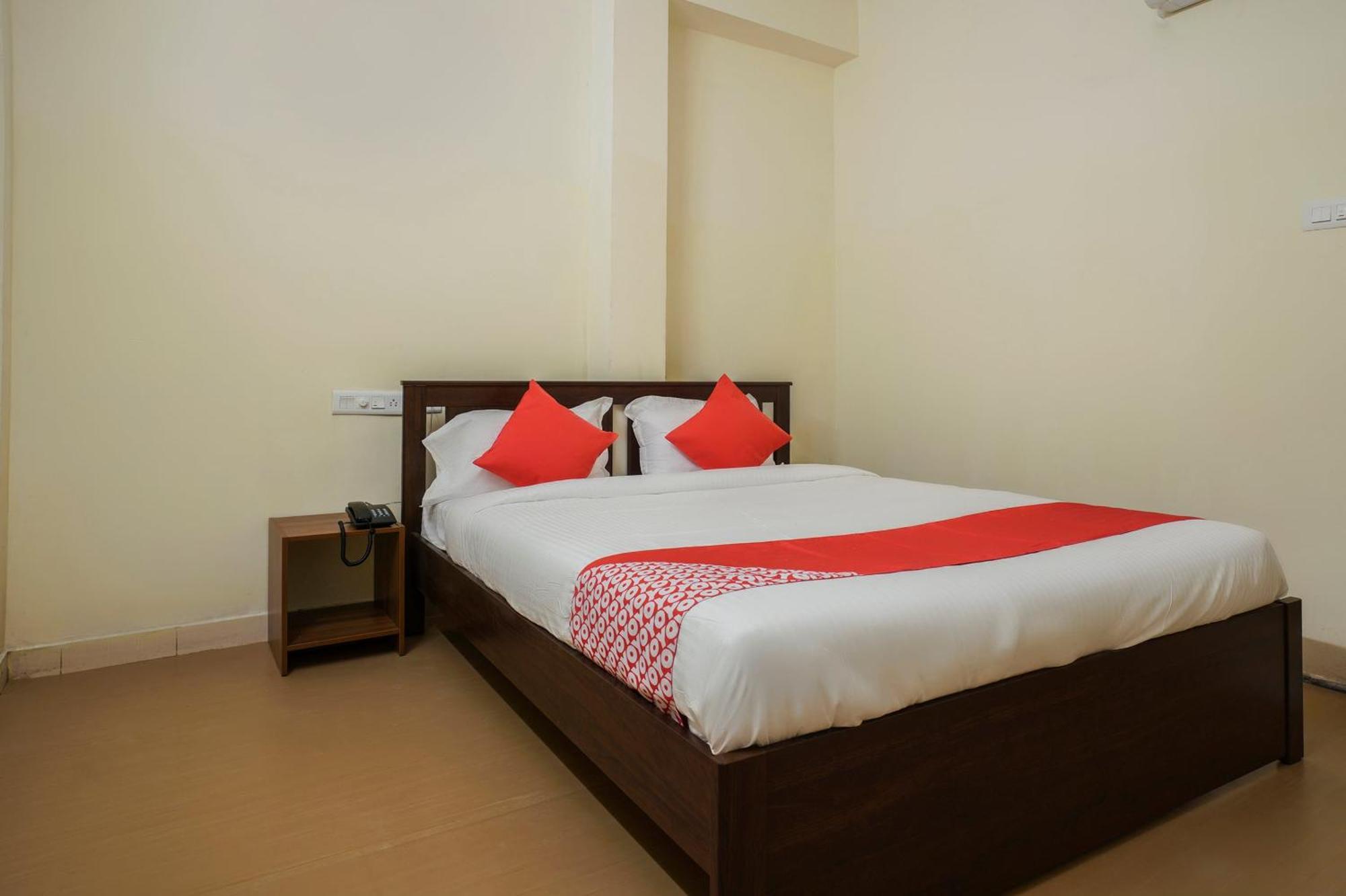 Hotel O Alpine Glow Zenith Hyderabad Exterior photo